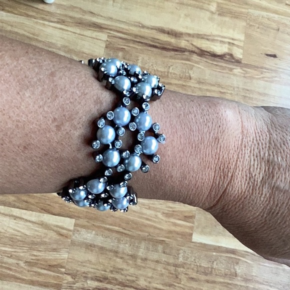 Alfani NWT stretch bracelet - Picture 3 of 5